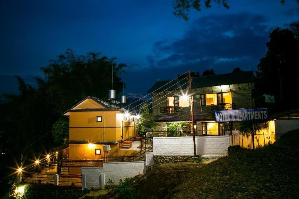 Hotel Tourist Residency Pokhara Zewnętrze zdjęcie